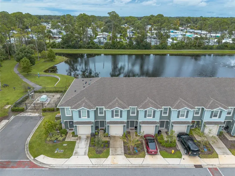 84 Bella Lago Cir, FL