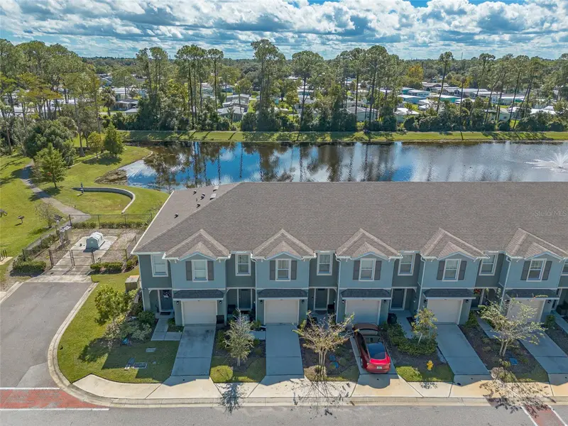 84 Bella Lago Cir, FL