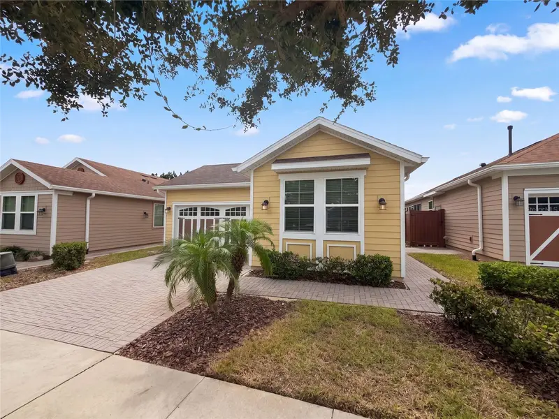 394 Alcove Dr, FL