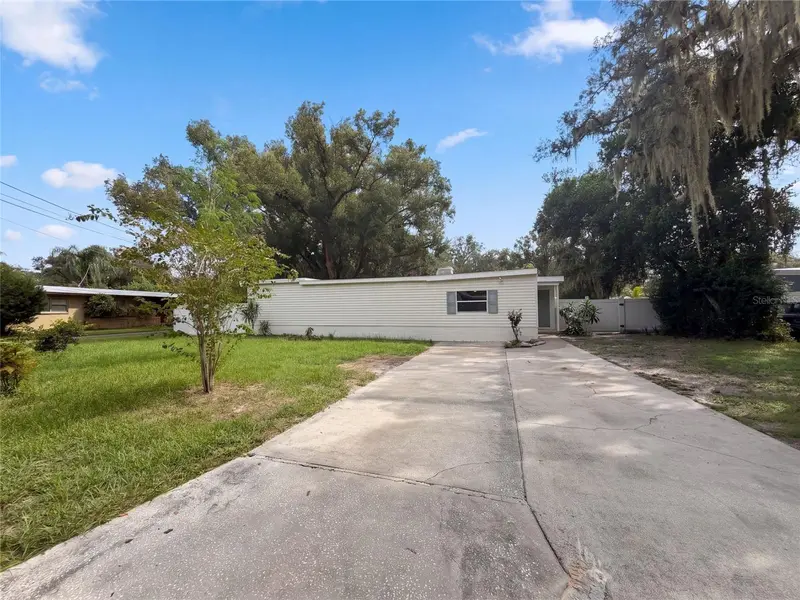 409 Berwick Ave, FL