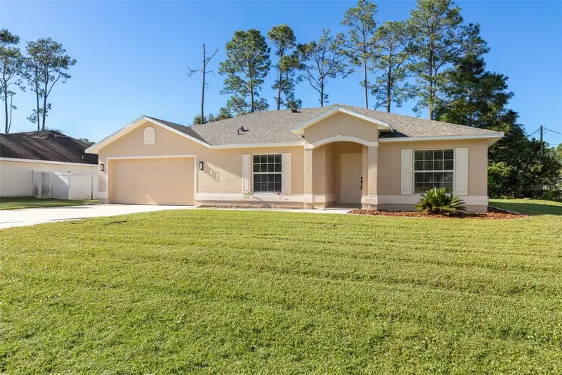 46 Rickenbacker Dr, FL
