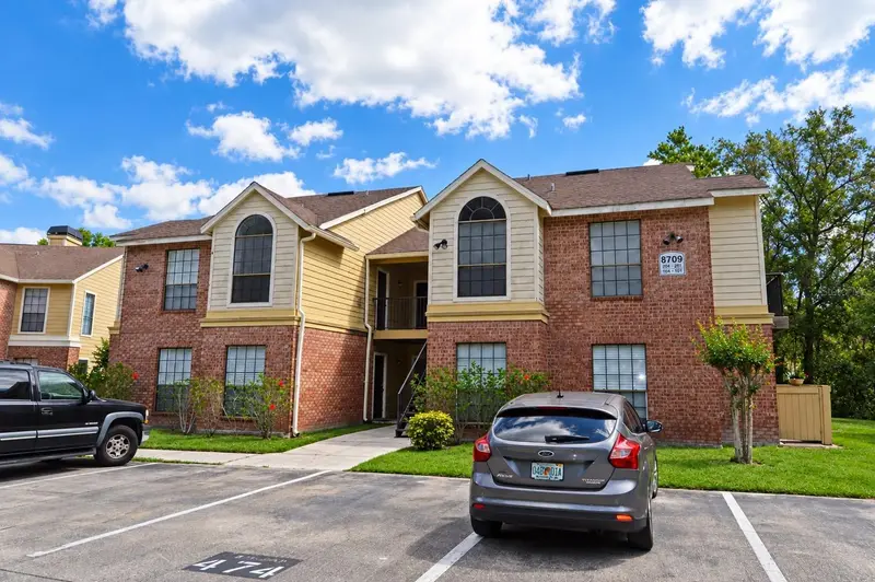 8709 Fancy Finch Dr #102, FL
