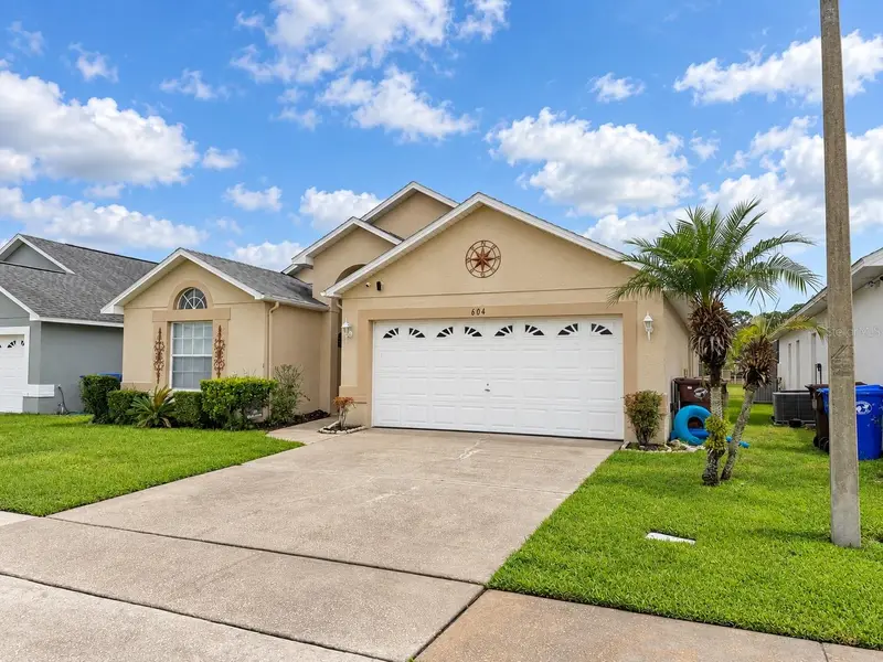 604 Eagle Pointe S, FL