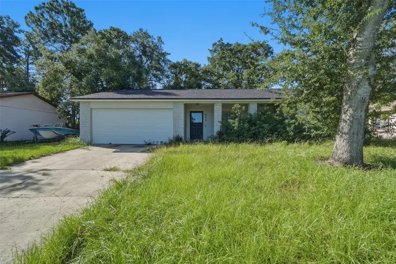 645 Veneer Dr, FL