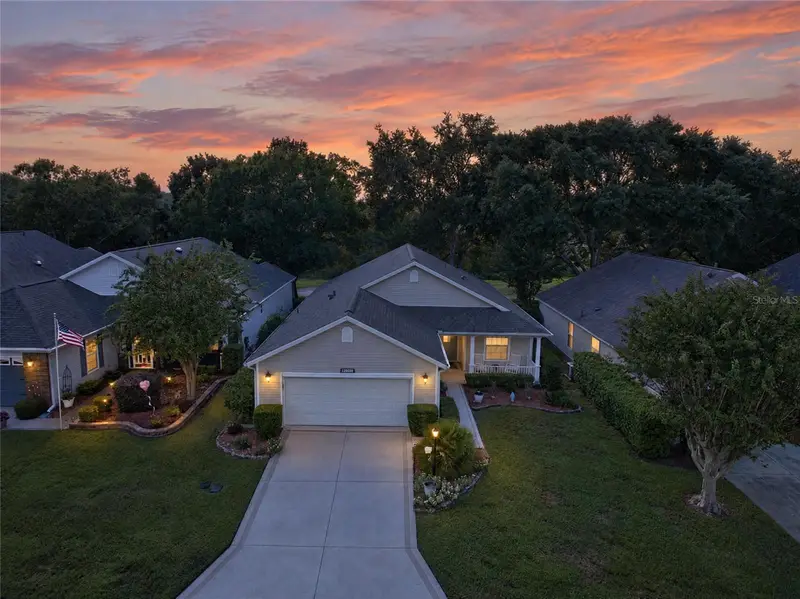 25005 Cranes Roost Cir, FL