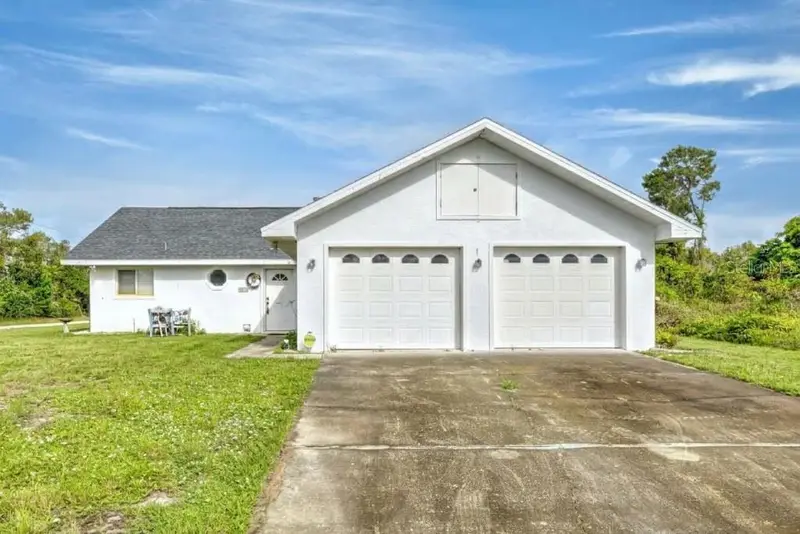450 Rose Ln, FL