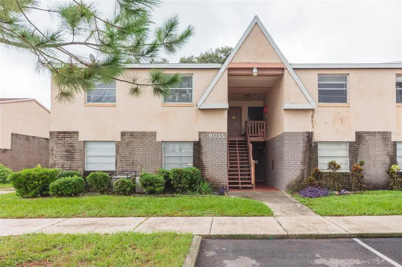 9035 Westchester Cir #133, FL