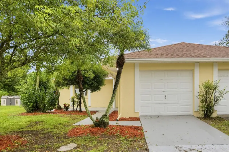 583 Bablonica Dr, FL