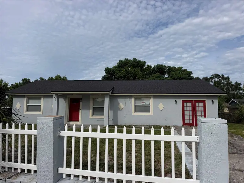 609 Maggie Cir, FL