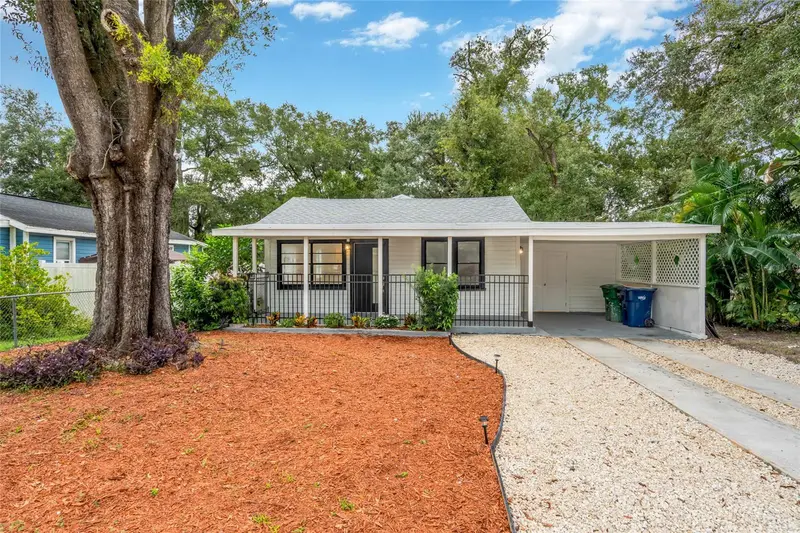8021 N Edison Ave, FL