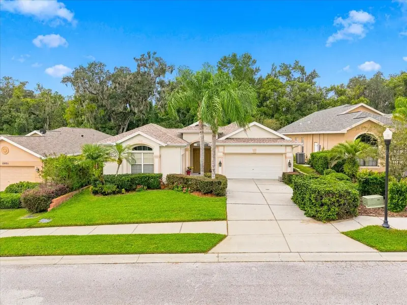 12220 Woodlands Cir, FL