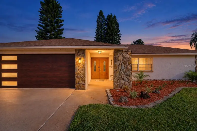 Palm Harbor listing