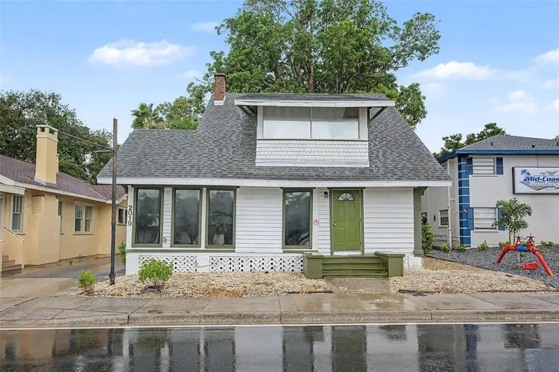 2019 Manatee Ave W, FL