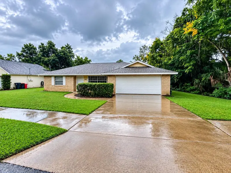 444 W Central Ave, FL