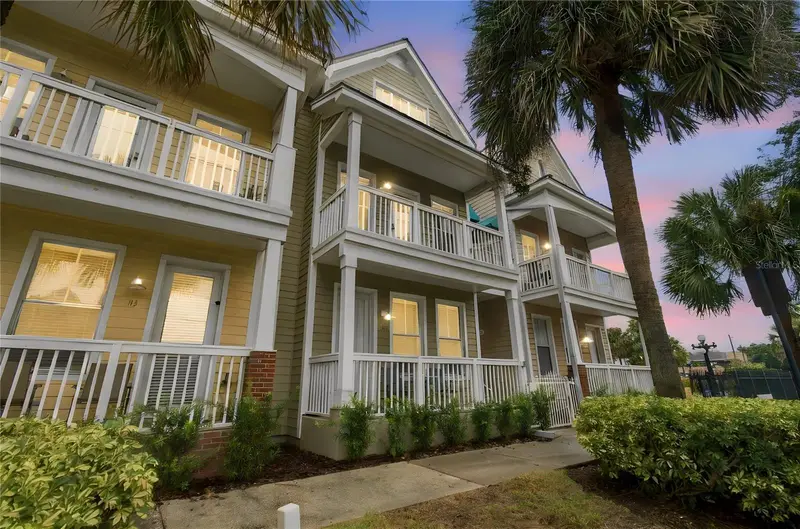 2002 E 5th Ave #114, FL