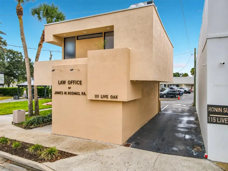 111 Live Oak St, FL