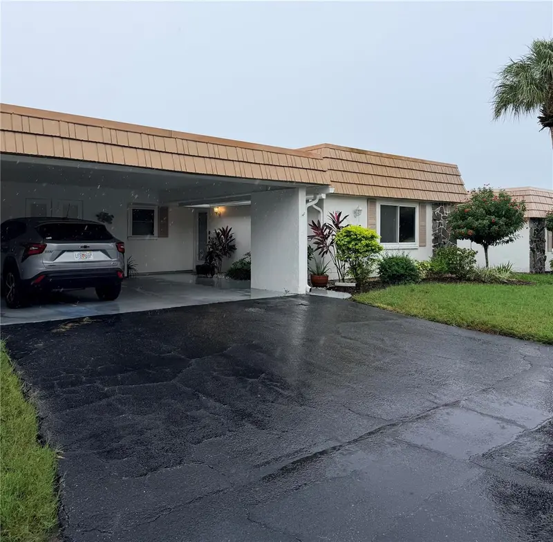 2320 Aquabluff Pl #V274, FL