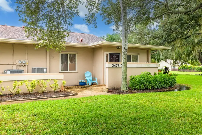 2476 Laurelwood Dr #C, FL