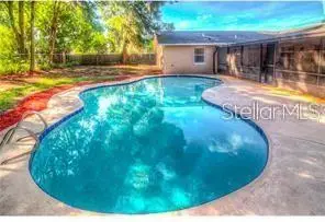 100 Huntswood Ct, FL