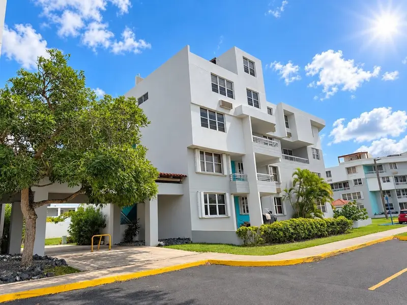 Ave. Chalets Cond. Chalets De La Playa #Apt. 132, PR
