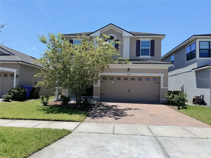 2428 Chateau Loop, FL