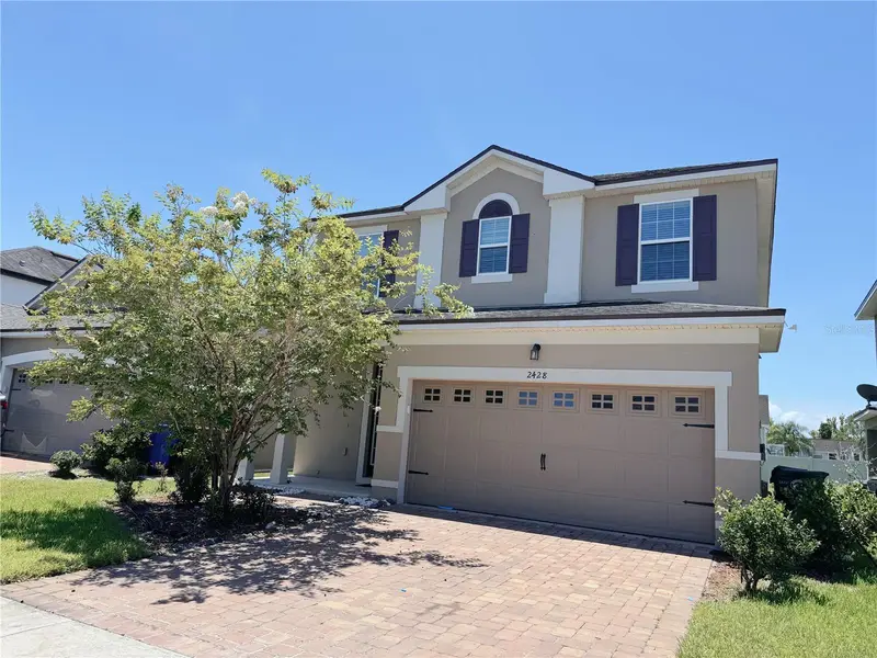 2428 Chateau Loop, FL