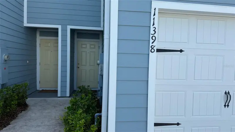 11398 Spectacled Dr, FL