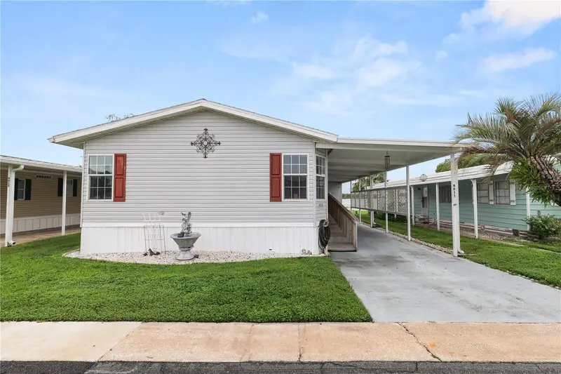 4911 Linc Ln, FL