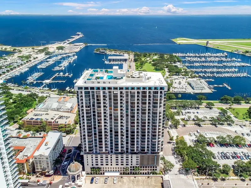 1 Beach Dr Se #2712, FL