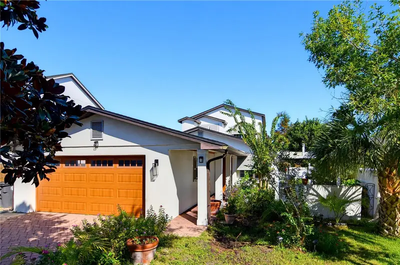 1611 Chestnut Ave, FL