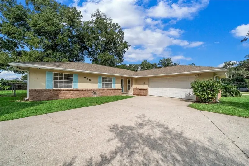 4851 Ne 7th St, FL