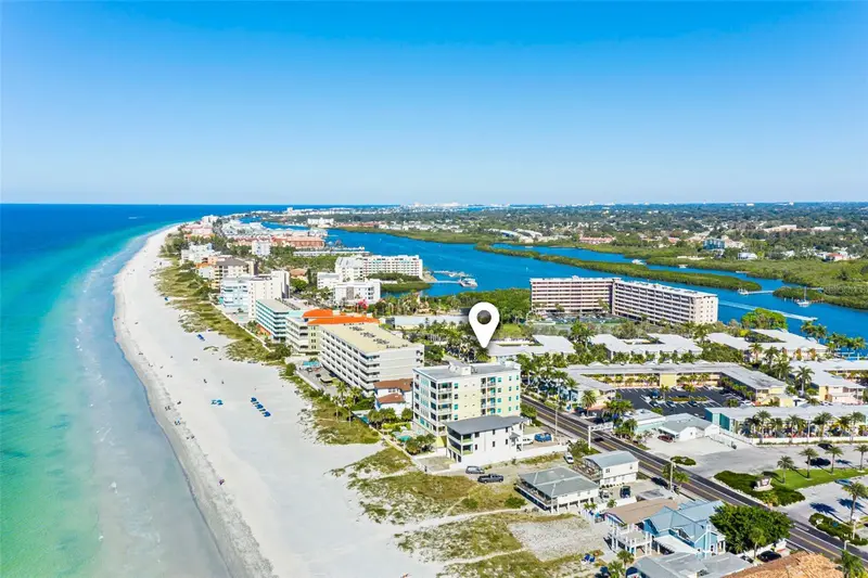 19417 Gulf Blvd #D206, FL
