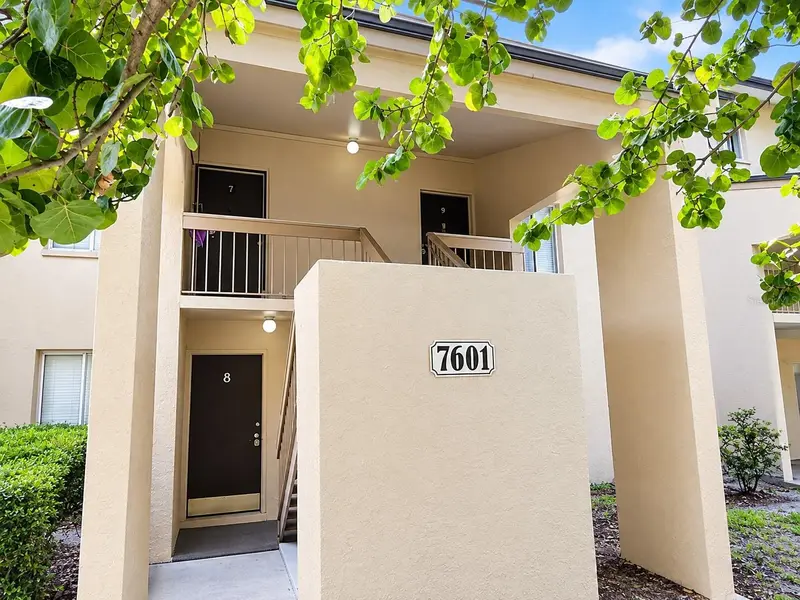 7601 Abbey Ln #Unit C, FL