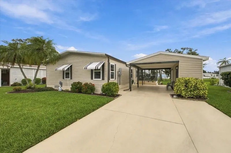4 Meadowlark Cir, FL