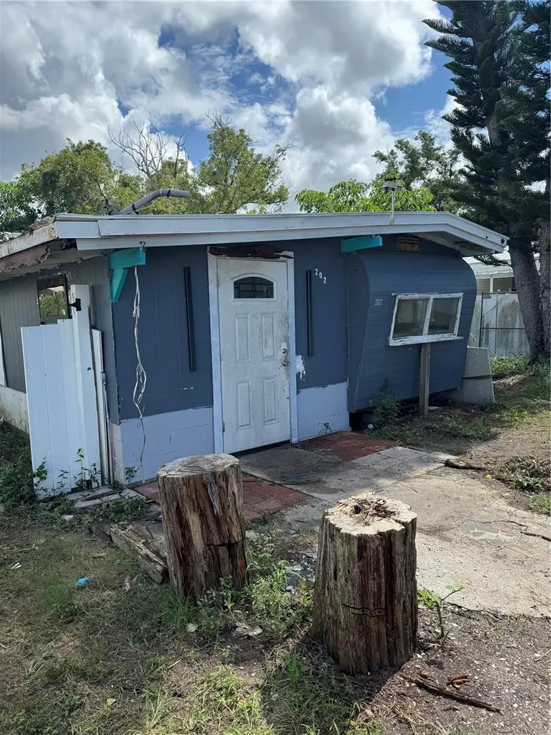 202 Verona St S, FL