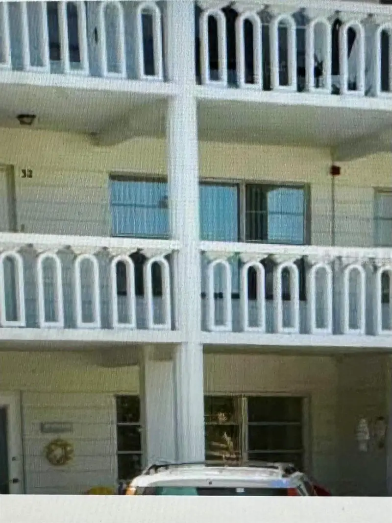 2020 World Parkway Blvd #8, FL