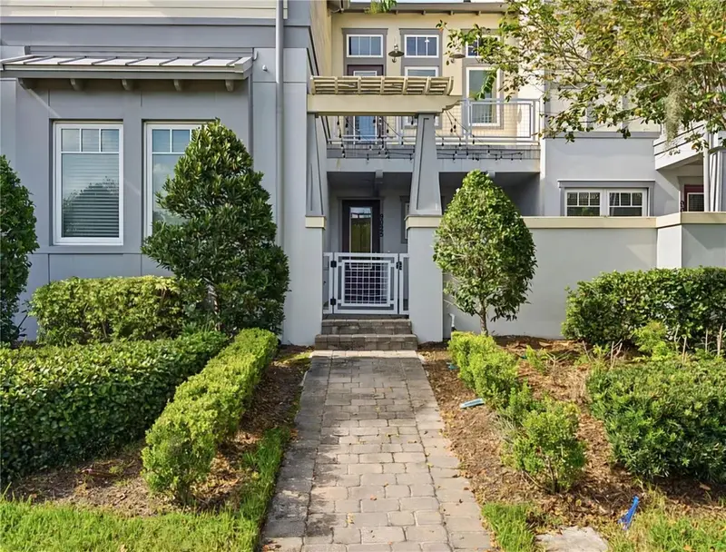 9025 Laureate Blvd, FL