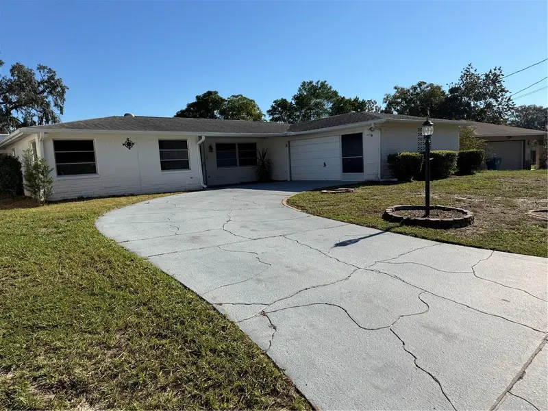 7400 Hiawatha Pkwy, FL