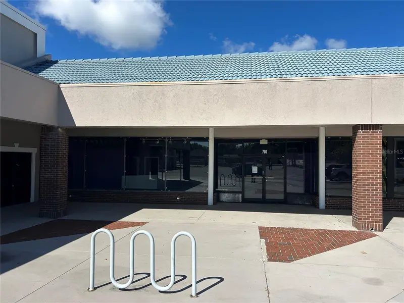 706 S Pine Ave, FL