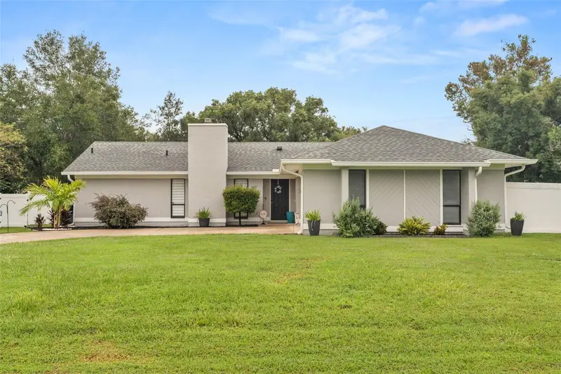 817 Shed St, FL