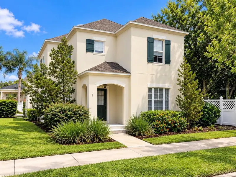1013 Falling Leaf St, FL
