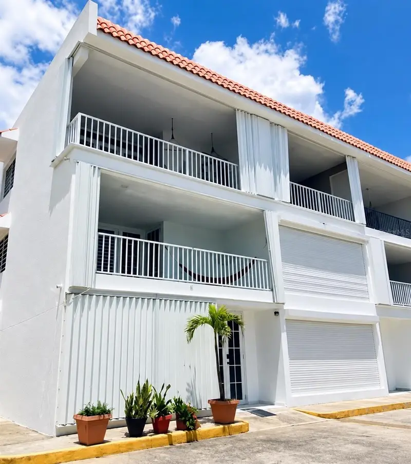 Costa Linda Apartments #303, PR