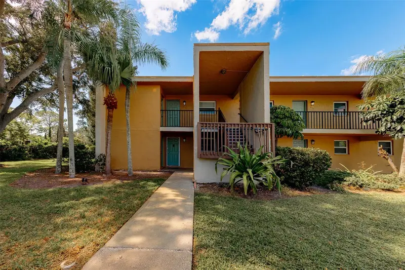 12300 Park Blvd #113, FL