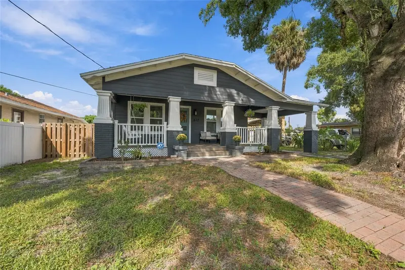 412 E Hamilton Ave, FL