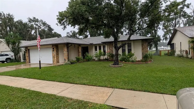 12408 Golden Oak Cir, FL