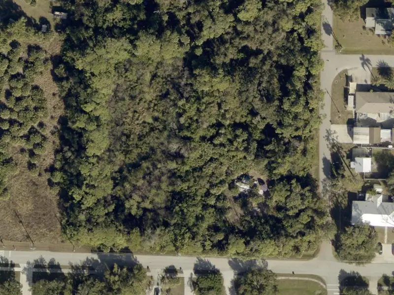 . N New York Ave, FL