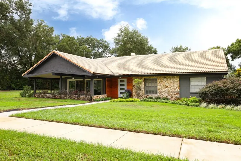 1701 Carlton St, FL