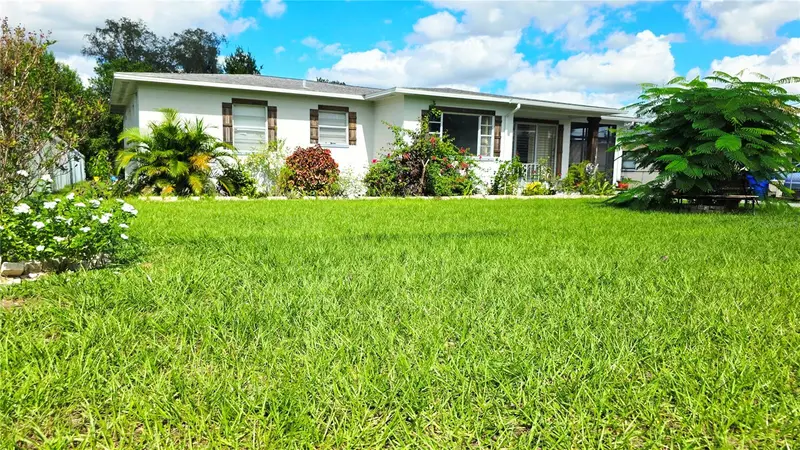 213 W Crawford St, FL