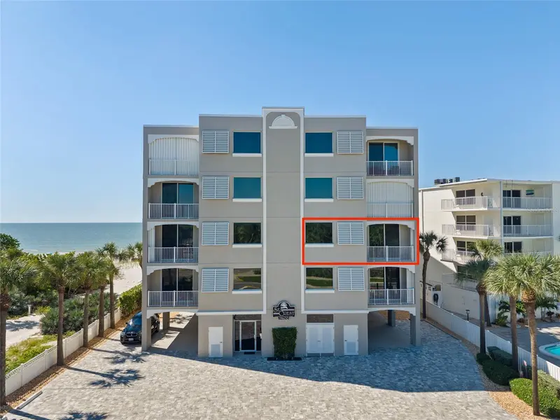 19600 Gulf Blvd #202, FL