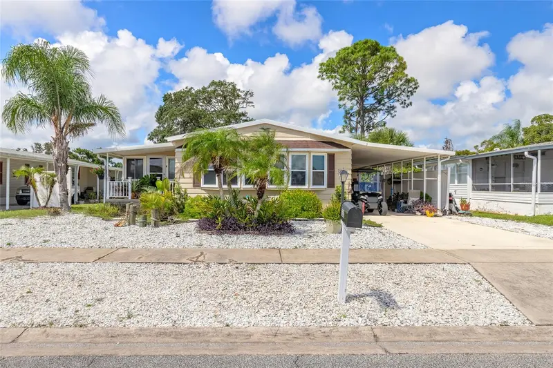 733 Indian Hill Dr, FL